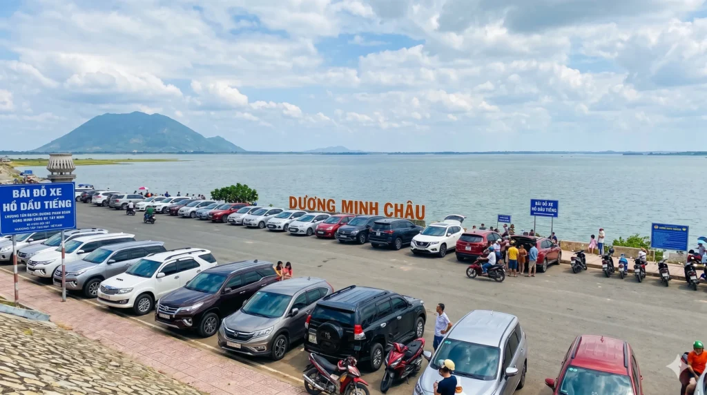 Du lịch Hồ Dầu Tiếng cùng xe dịch vụ giá rẻ Tây Nin